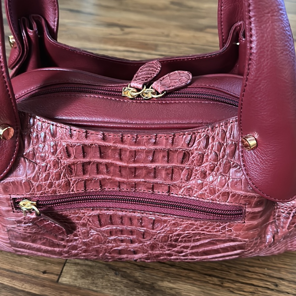 Rodania Crocodile Genuine Leather Bag in Dark Red♥️ - Picture 3 of 17